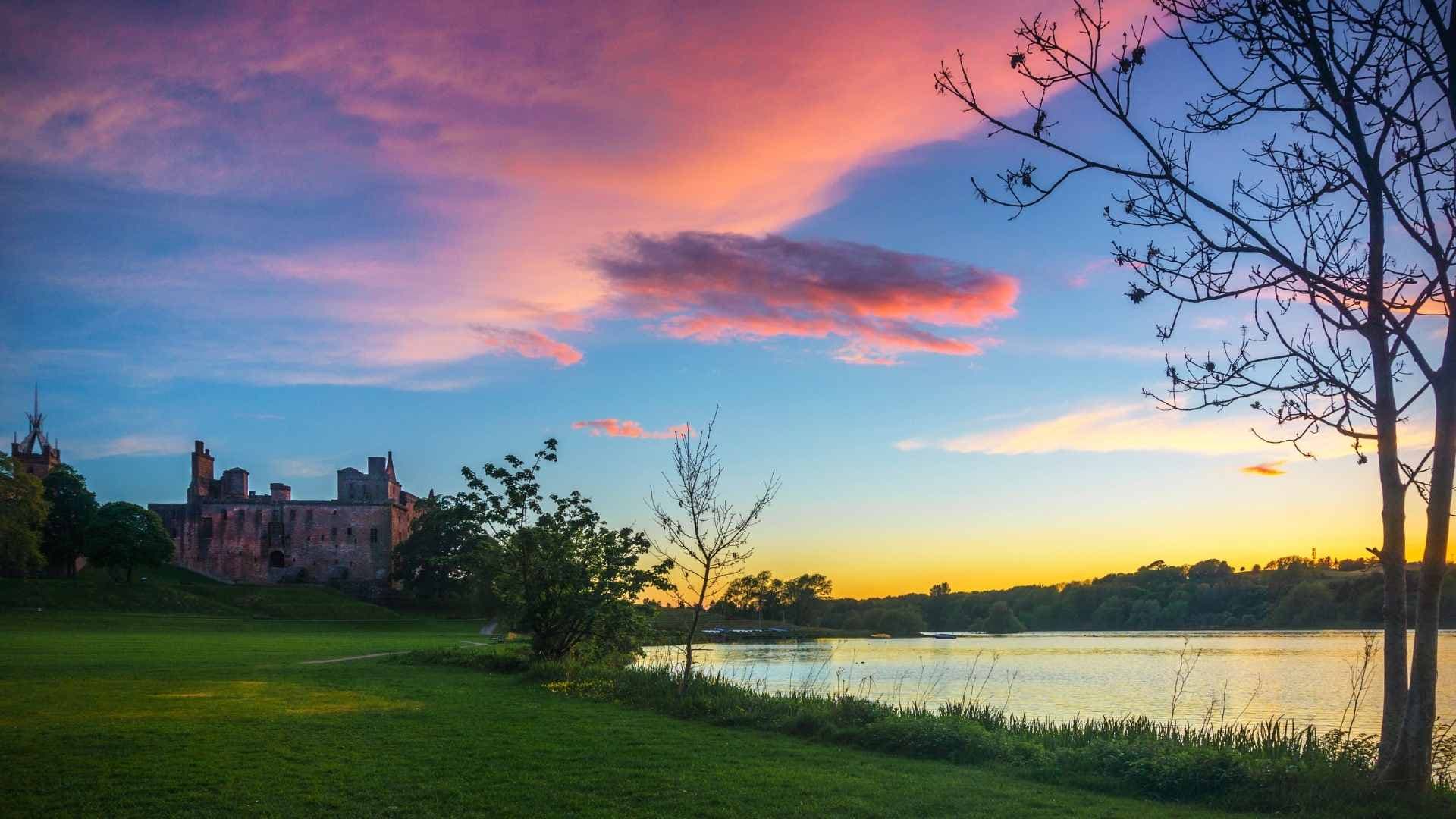 Discover West Lothian